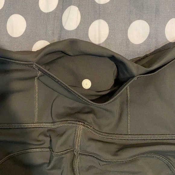 Lululemon Fast and Free tights - Picture 6 of 6
